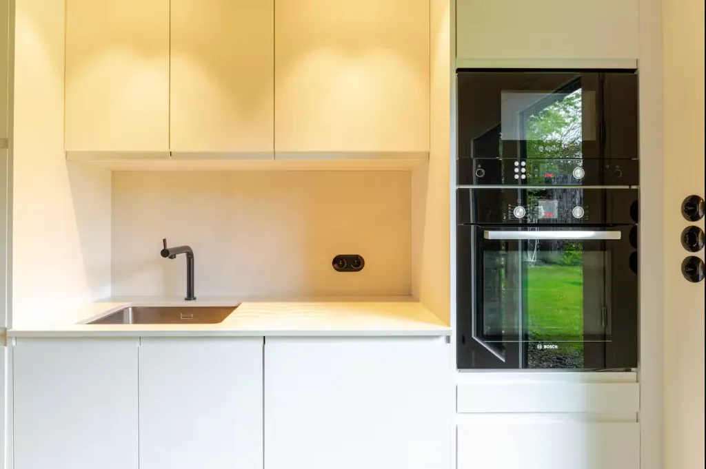 Chambre lit double déco soignée Castel de Bois